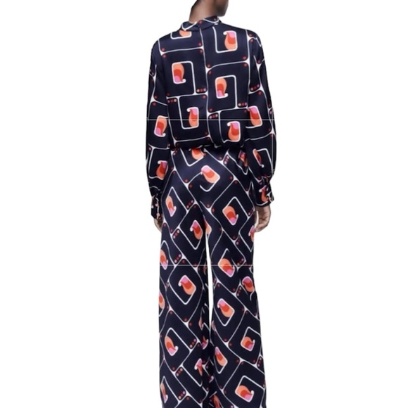 Zara Geometric Print Wide Leg Navy Pants - Picture 9 of 9